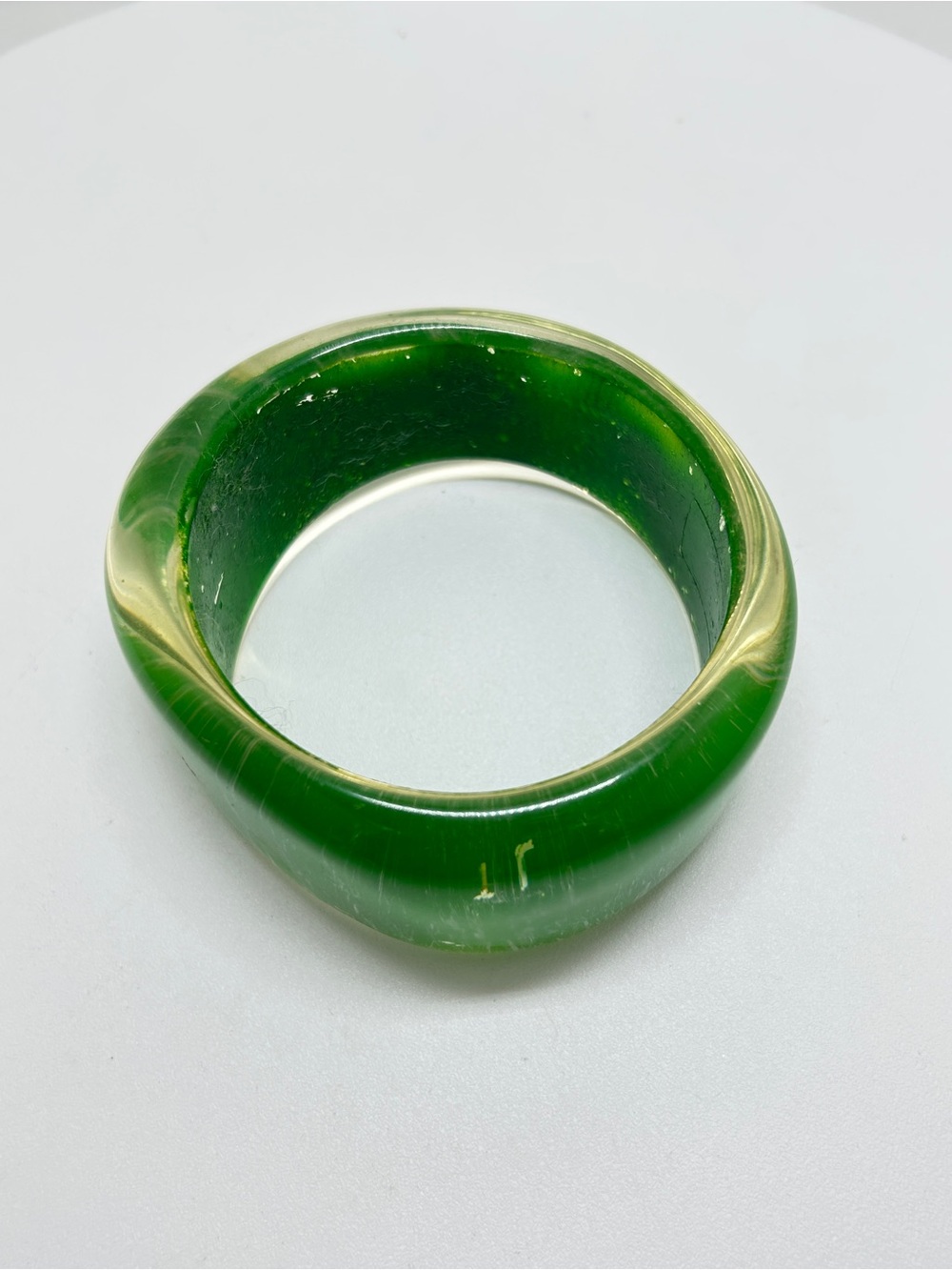 Vintage Green And Silver Asymmetrical Chunky Lucite Bangle Bracelet - Picture 6 of 6